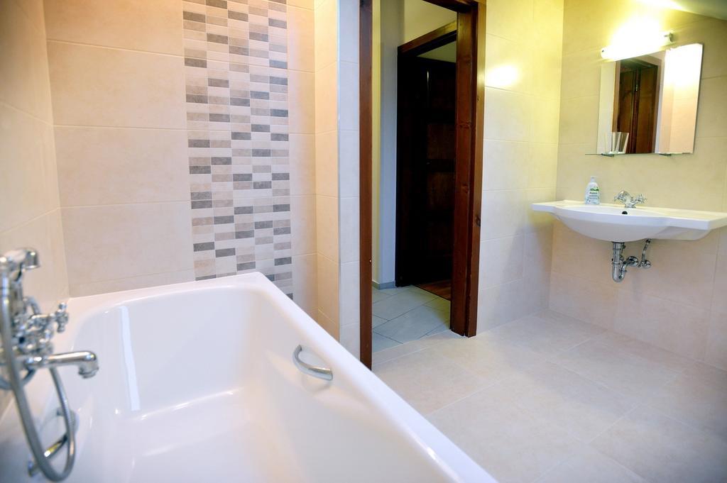 Corner Apartman Эгер Номер фото