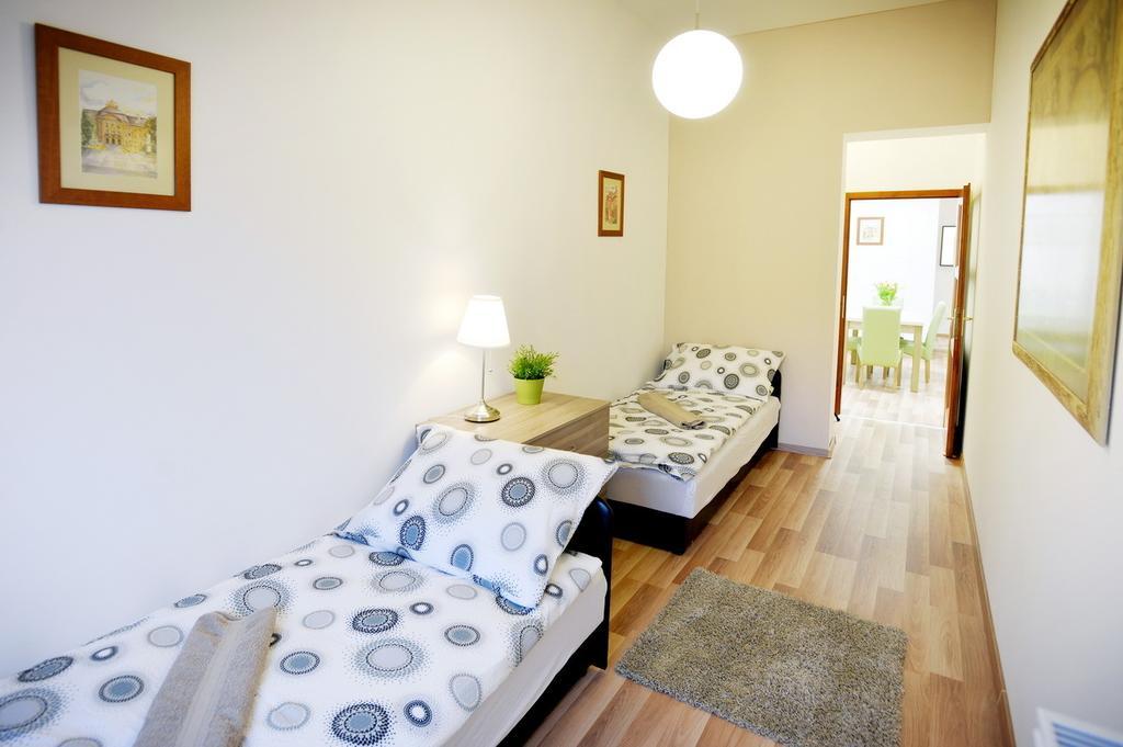 Corner Apartman Эгер Номер фото